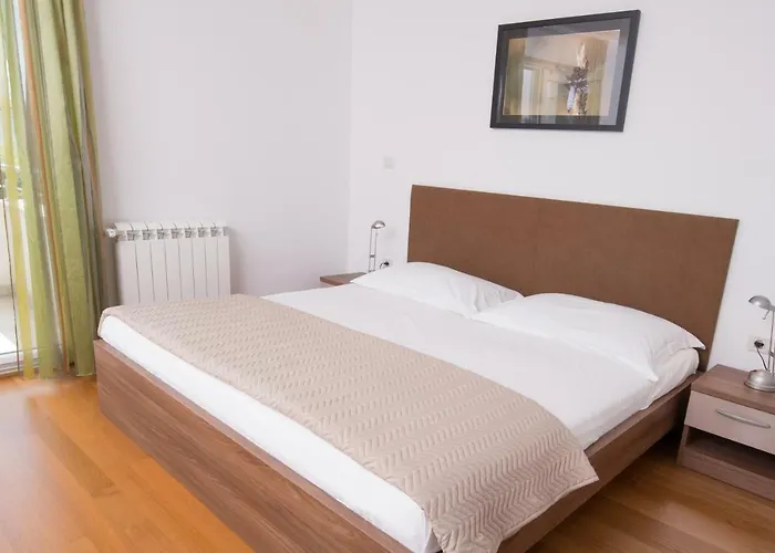 Διαμέρισμα Deluxe With Private Pool - 100m From The Sea Πούλα