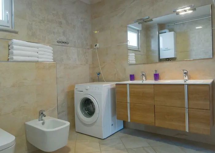 Deluxe With Private Pool - 100m From The Sea Διαμέρισμα *