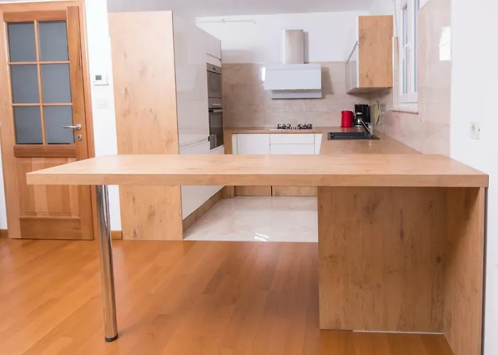 Deluxe With Private Pool - 100m From The Sea Διαμέρισμα