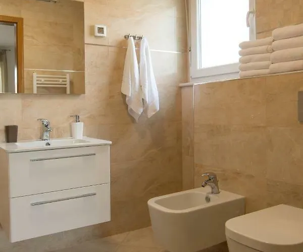 Deluxe With Private Pool - 100m From The Sea Διαμέρισμα Πούλα